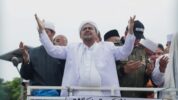 Habib Rizieq Shihab Saat Berdoa Ditengah Aksi Reuni 212