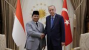 Prabowo Subianto Bersalaman Dengan Recep Tayyip Erdogan