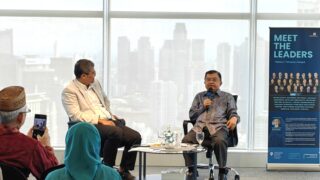 Wakil Presiden RI ke 10 dan 12, Jusuf Kalla alias JK Saat Memberikan Kuliah Umum MEET THE LEADERS "LEADING THROUGH THE STORM: RESILIENT LEADERSHIP IN TIME OF CRISES" di Auditorium Benny Subianto, Universitas Paramadina, di Auditorium Benny Subianto, Universitas Paramadina, Trinity Tower Lt. 45, Jln. HR Rasuna Said,Jakarta Selatan, Sabtu (24/05/2025).