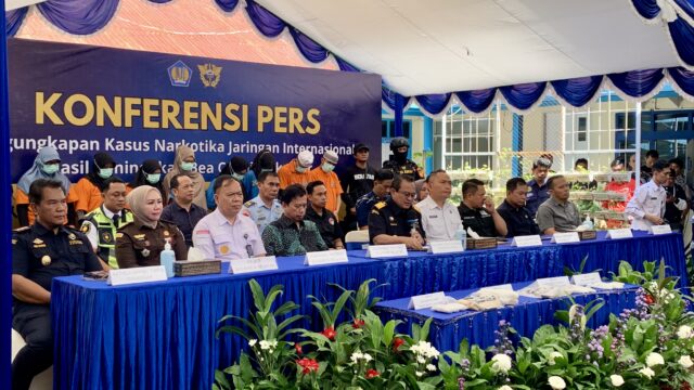 Bea Cukai Makassar Bongkar Penyelundupan Sabu Jaringan Internasional, 2.000 Gram Barang Bukti Diamankan
