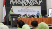Melinda Aksa Saat Memimpin Rapat Kerja Dekranasda 2025