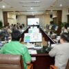 Wakil Menteri Transmigrasi Viva Yoga Mauladi Saat Melakukan Rapat Teknis Dengan Direktur Jenderal Peternakan dan Kesehatan Hewan Kementerian Pertanian Dr. drh. Agung Suganda, M.Si di Kantor Kementerian Transmigrasi, Kalibata, Jakarta,
