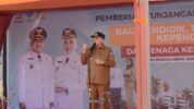 Pemkot Makassar Berikan Tunjangan Khusus untuk Guru dan Tenaga Kesehatan di Kepulauan