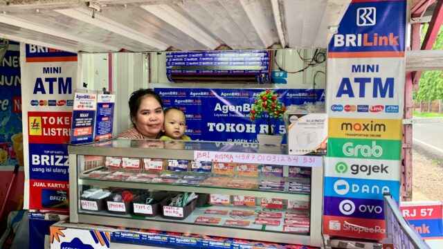 Agen BRILink: Garda Terdepan Hadirkan Layanan Transaksi hingga Edukasi Keuangan Masyarakat